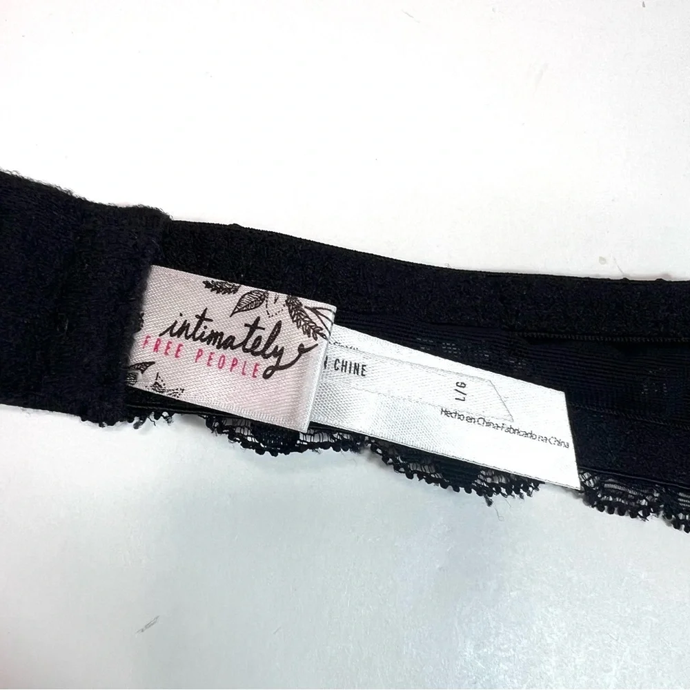 Free People Intimately Halter Black Lace Bralette Size Large